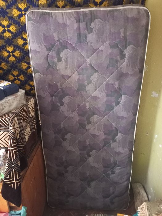 Saltea ortopedică de o persoana 90 190  preț 350ron neg s