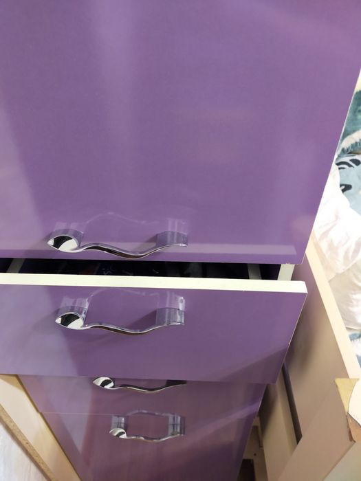 Шкаф. Для детской . Балкона .