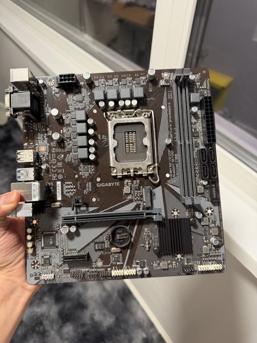 Gigabyte H610M S2 V2 DDR4