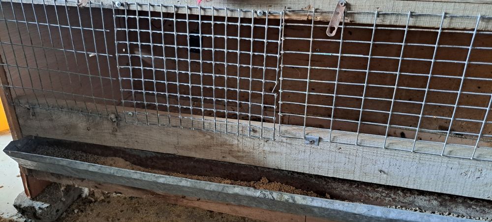 Продам клетки для птиц