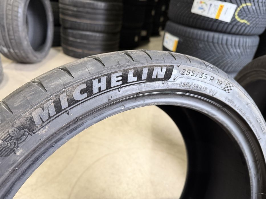 255/35/19 MICHELIN 2бр