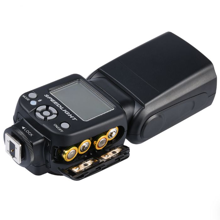 Фотовспышка компания Triopo TR-950