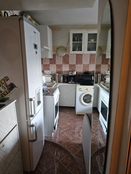 De vânzare apartament două camere!