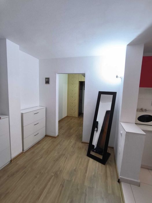 Chirie apartament 3 camere