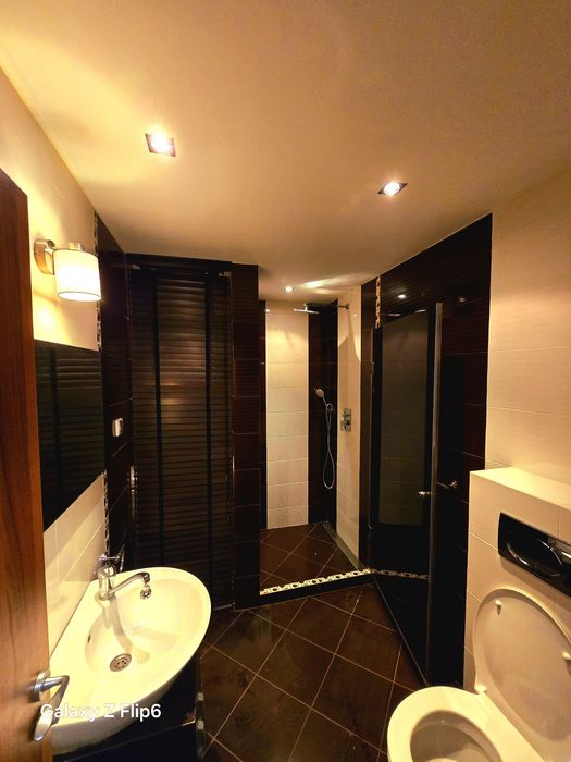 Дава се под наем Двустаен апартамент в Варна, Бриз - 67 кв.м за 510 € - Снимка #4