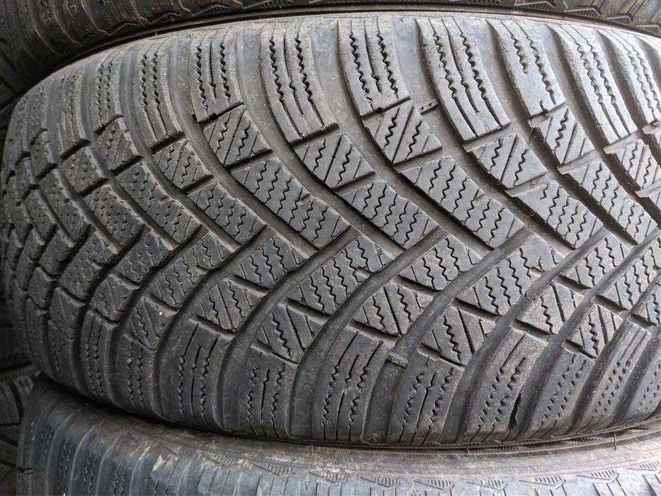 4бр Зимни гуми 205 55 16 - Hankook - DOT 2023