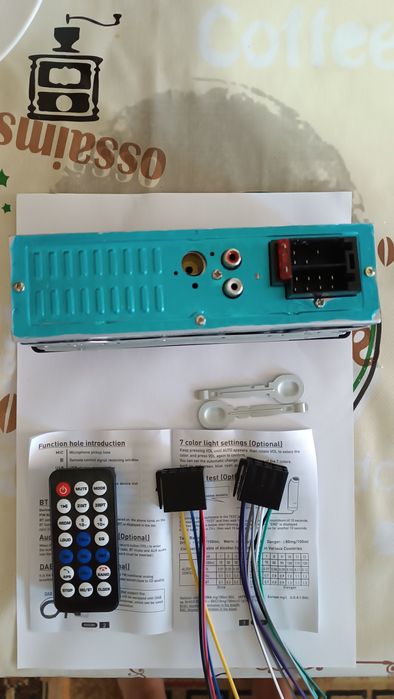 Radio player casetofon mașină nou(Bluetooth,aux,microfon,telecomanda)