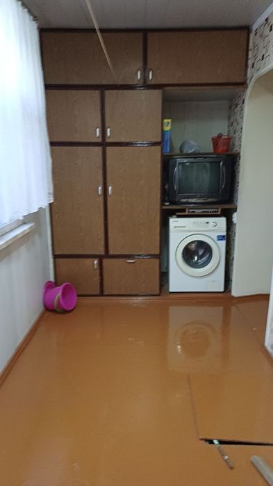 Продаю квартиру 2/1/4.Авиасозлар 4.