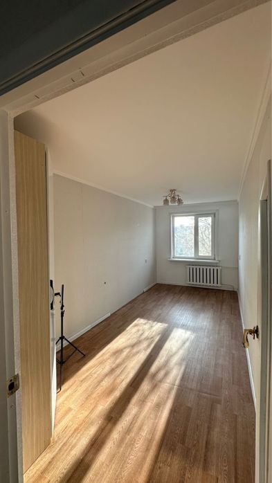 Продам 2 ком квартиру в районе Школьник