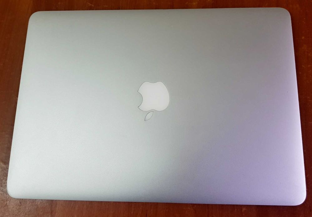 Macbook Air 13,2014, i5, 4gb,256 SSD, perfect functional poze reale