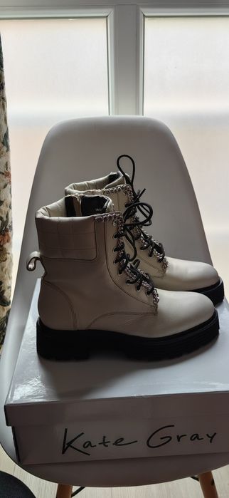 сиви кожени боти Kate Grey