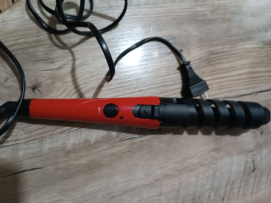 Плойка вертикальна