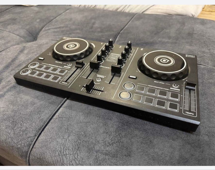 Dj контроллер pioner 200