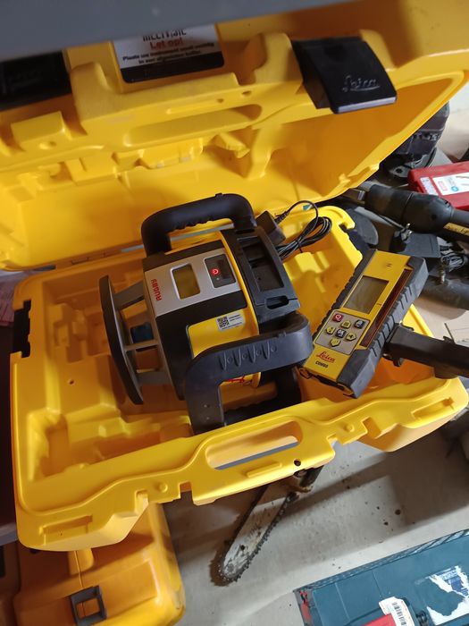 Leica Rugby CLH + CLX200 + COMBO nivela laser rotativ Hilti Milwauckee