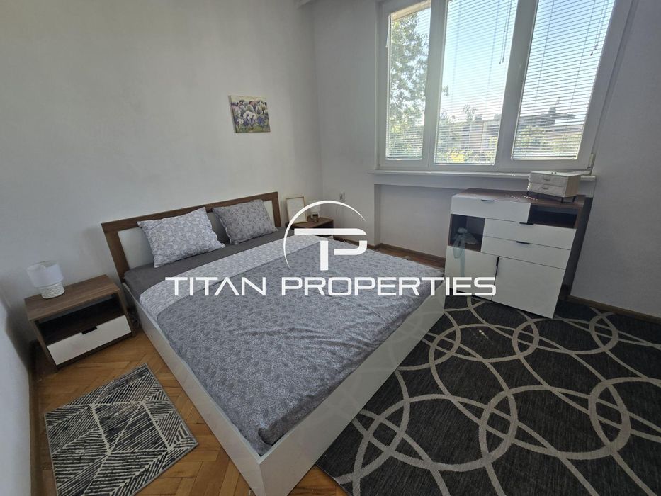 Дава се под наем Тристаен апартамент в Пловдив, Център - 90 кв.м за 661.98 € - Снимка #15