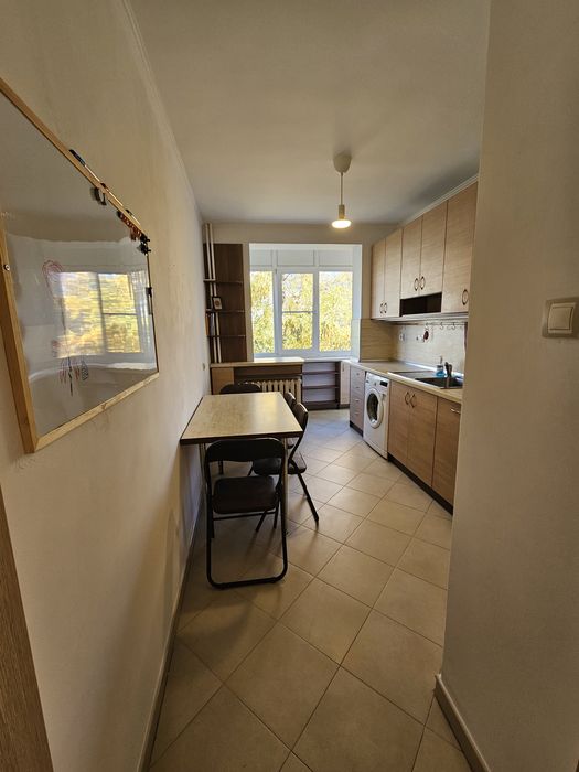 Дава се под наем Двустаен апартамент в София, Гоце Делчев - 70 кв.м за 520 € - Снимка #2