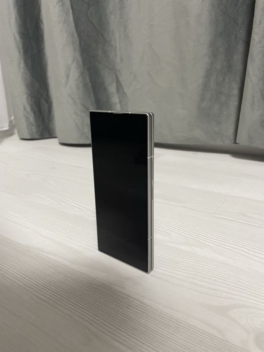 Samsung Galaxy  Z Fold7 256GB Silver Shadow