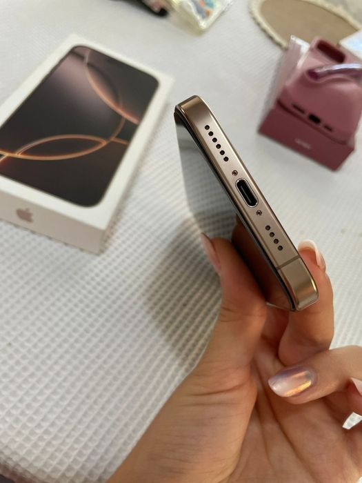 IPhone 16 pro max garanție