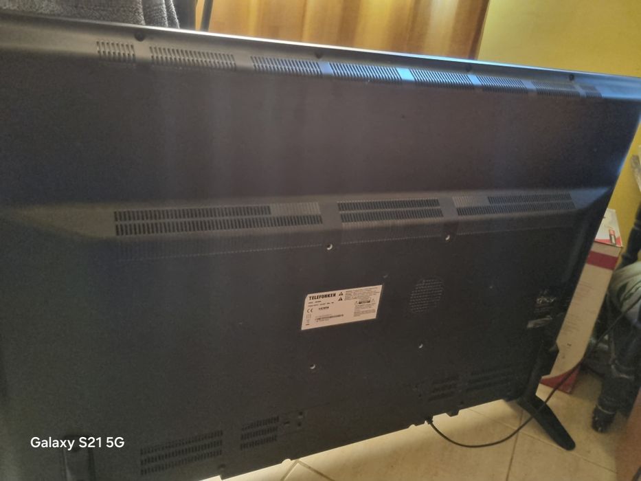 Телевизор Telefunken 50 инча  SMART