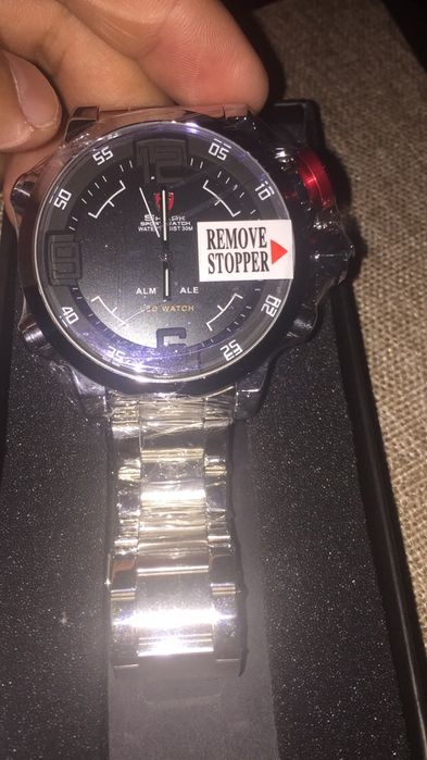 Часы Shark новые