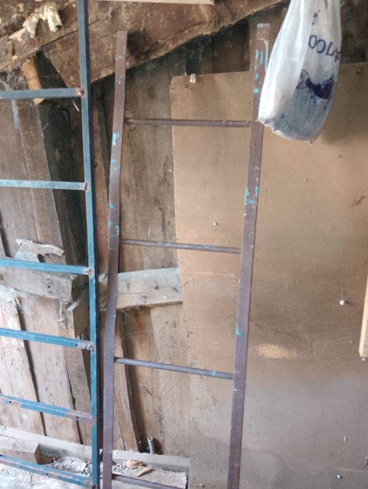 Продам металлические лестницы