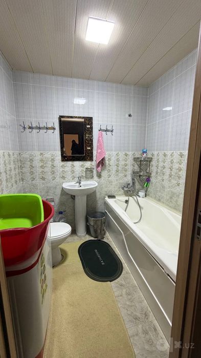 Qorasuvda hamma sharoiti bilan ijara
1-xonali  kvartira ijarag