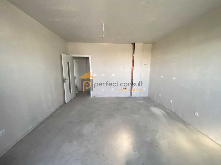 Продава се Тристаен апартамент в Пловдив, Каменица 2 - 103 кв.м за 1500 €/кв.м - Снимка #4