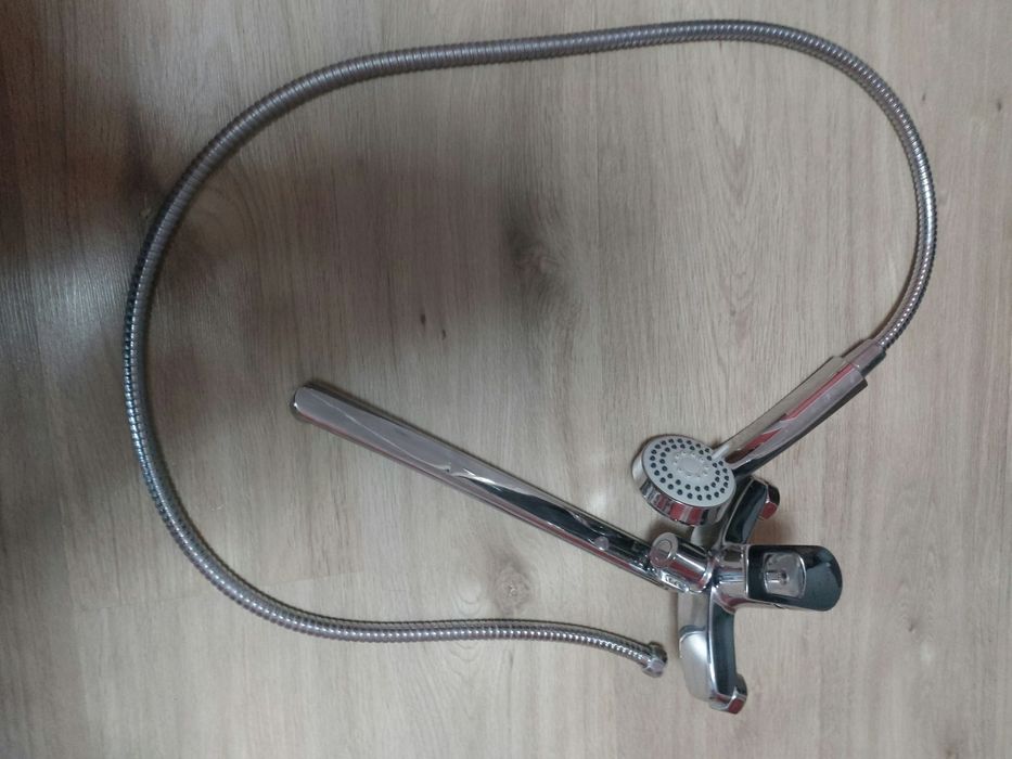 Смеситель для ванны ESKO