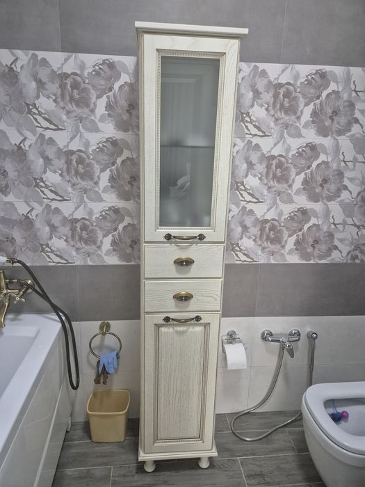 Продам мебель в ванную комнату