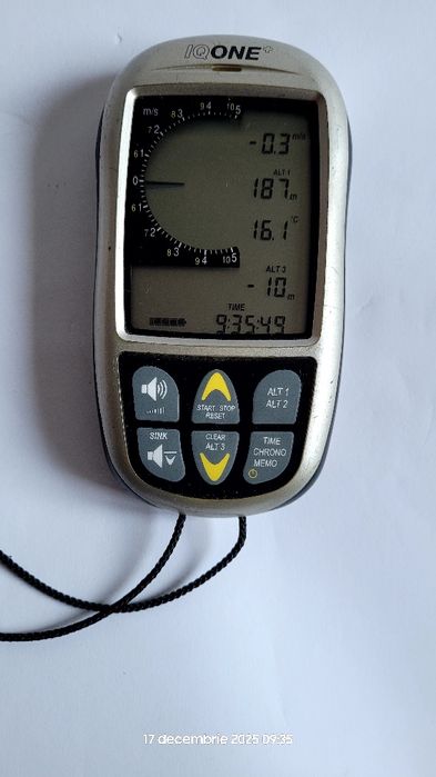 Altimetru IQ One pentru parapantisti .