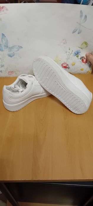 Нови дамски кецове - 40 номер