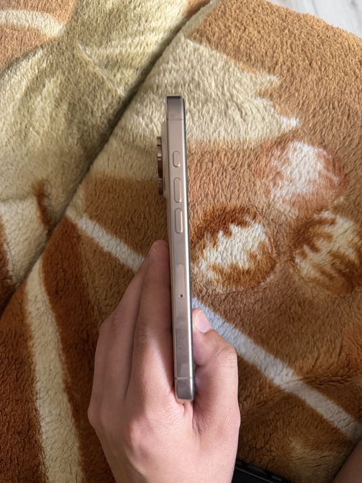 iPhone 16 pro 256gb