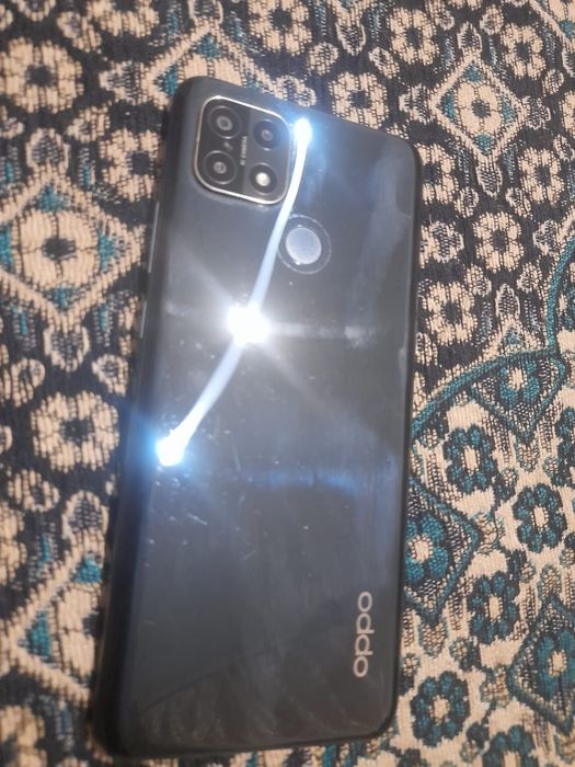 телефон Oppo 15 s