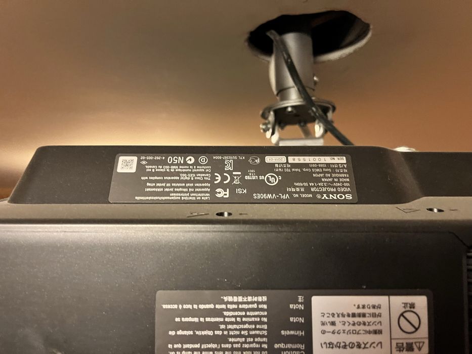 Проектор Sony 3D SONY VPL-VW90ES