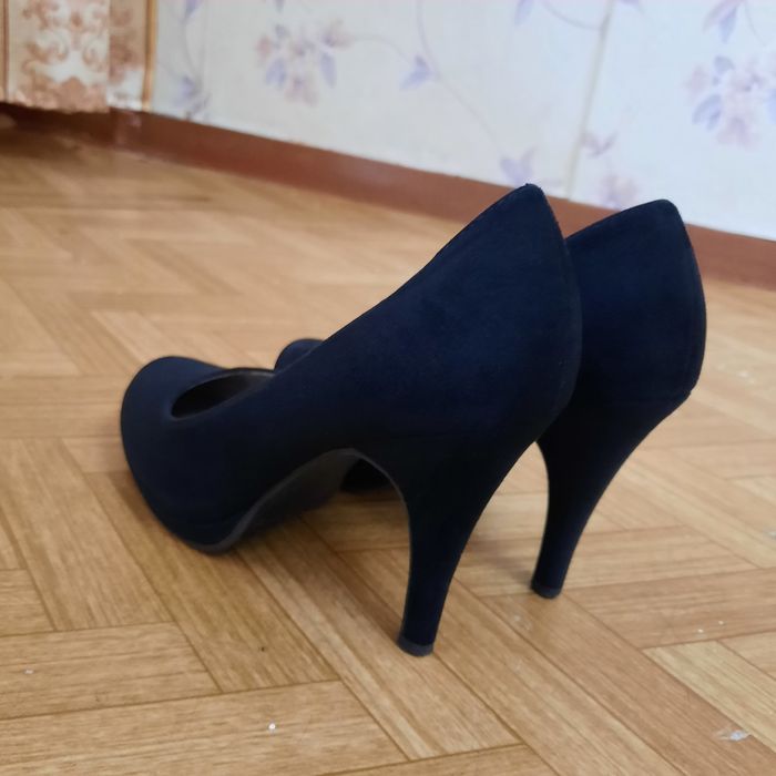 Продам туфли Tamaris