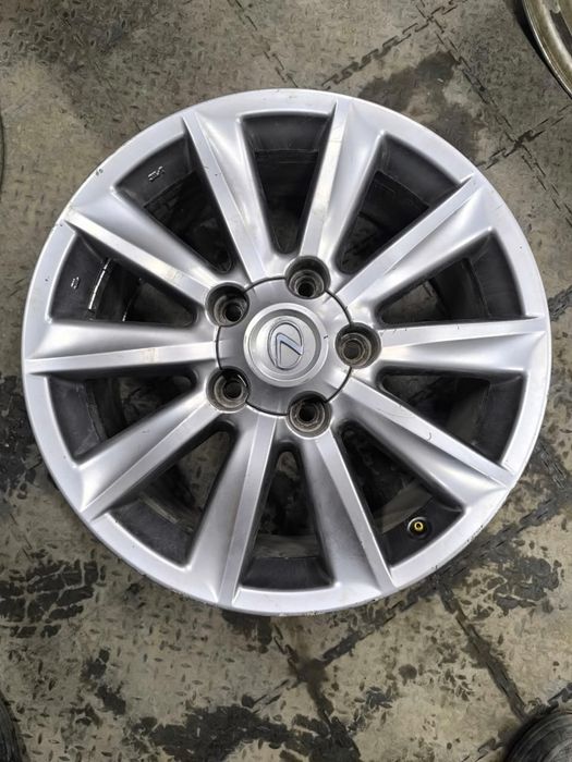 Продам комплект дисков R20 Lexus