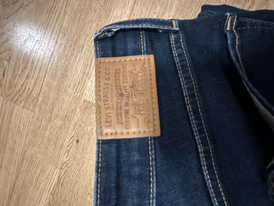 Jeans Levi’s 721 bleumarin