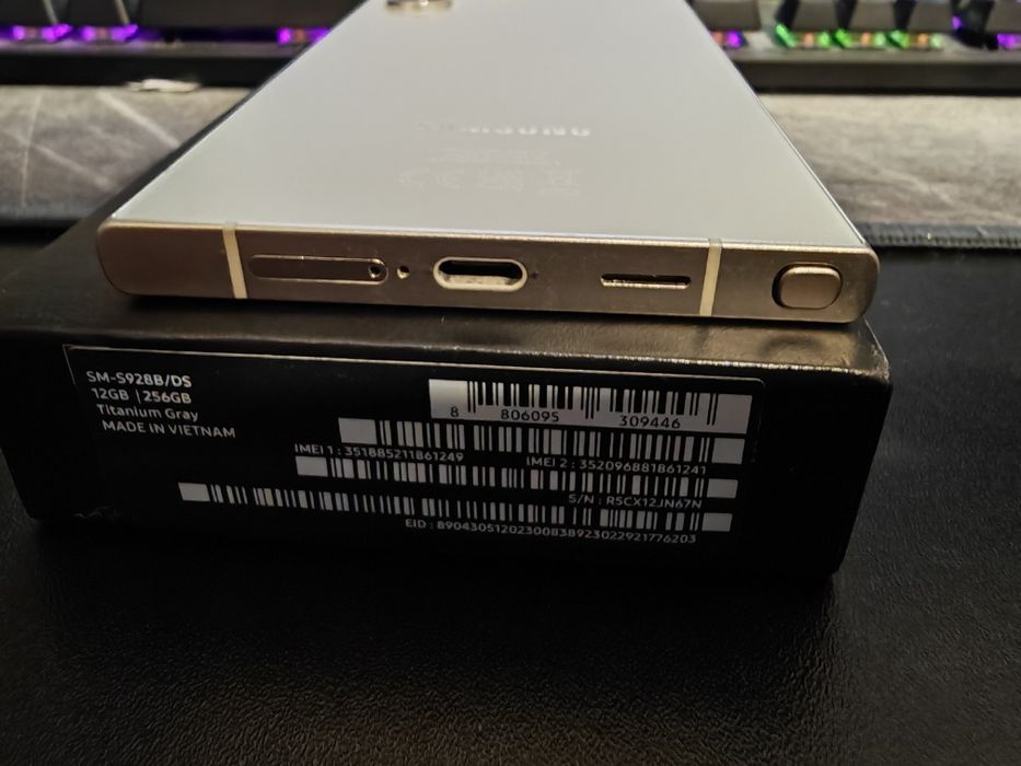 Samsung Galaxy S24 Ultra impecabil