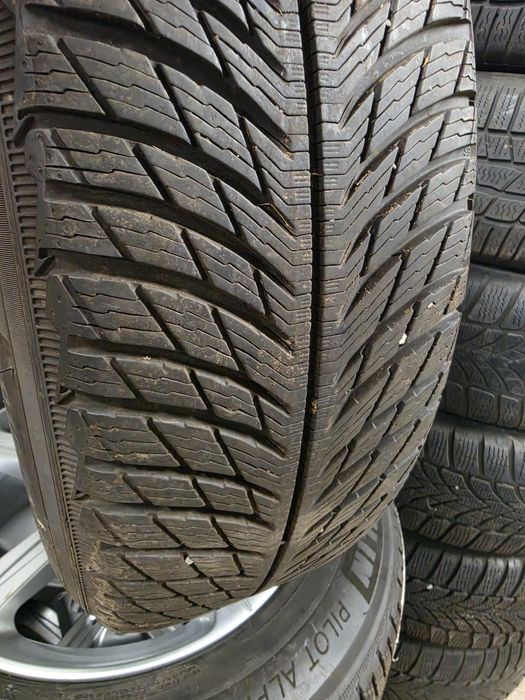 4 бр зимни 215/65/17 Michelin Pilot Alpin 5 22г