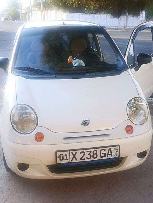 Матиз машинаси сотилади