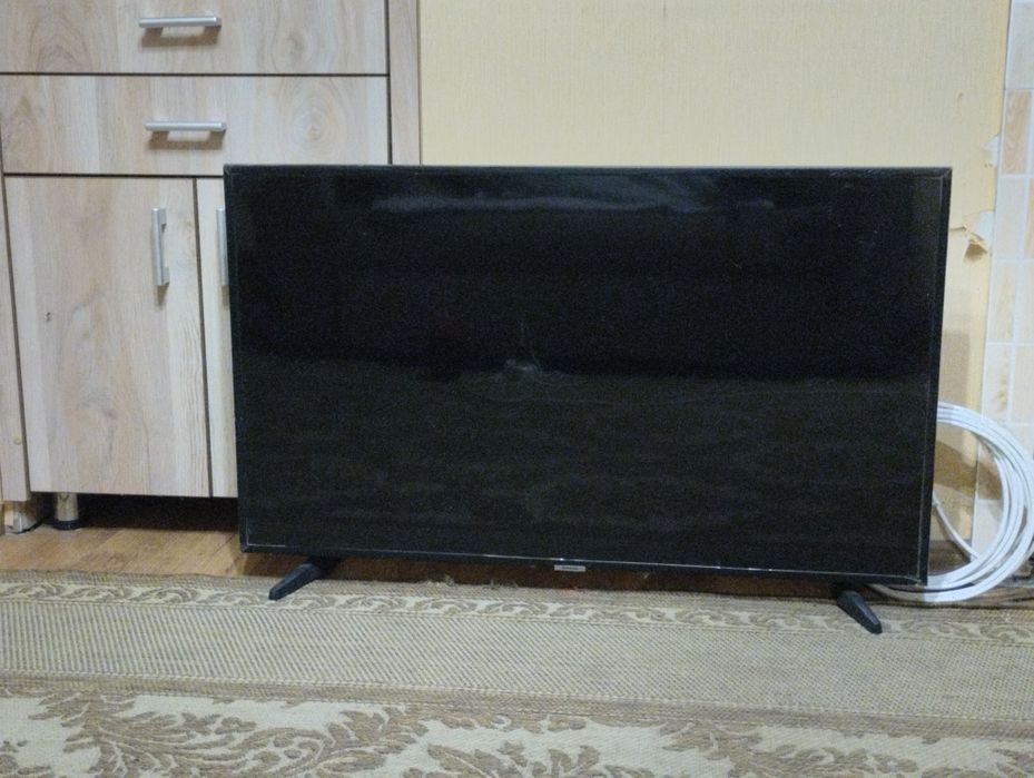 продам телевизор samsung led