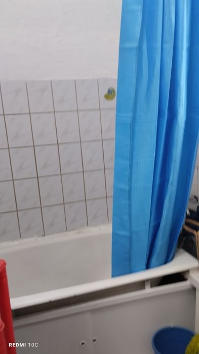 Срочно продается 2-х ком.квартира.