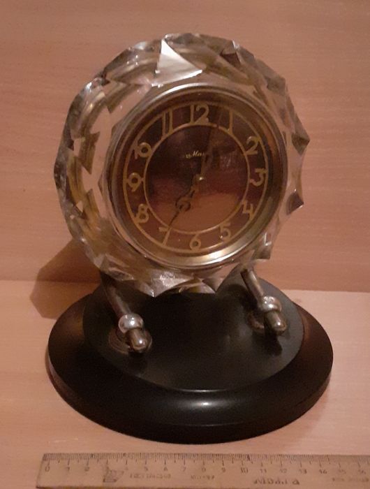 Продам часы механические