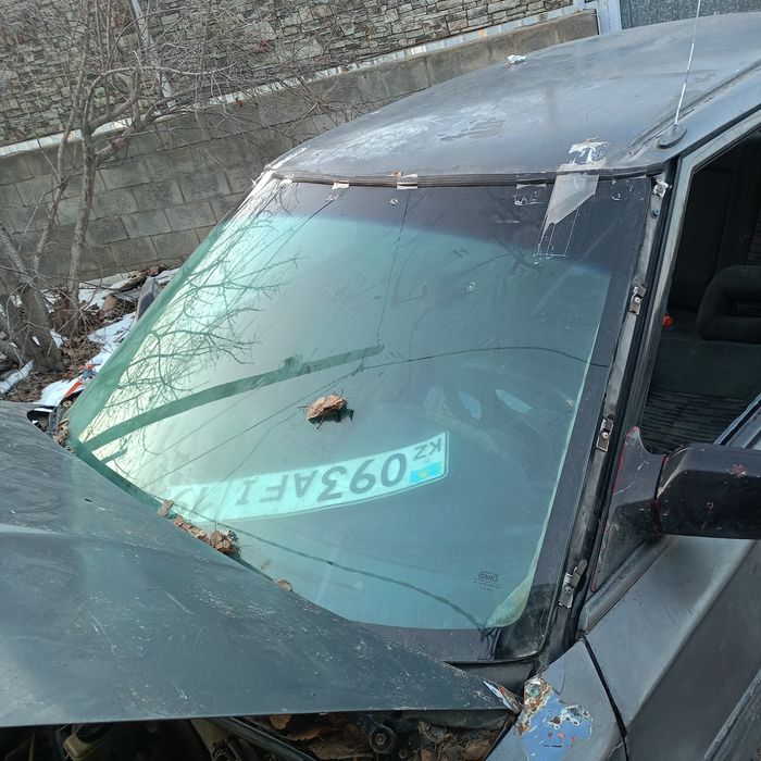 Мазда 323 авто на разбор