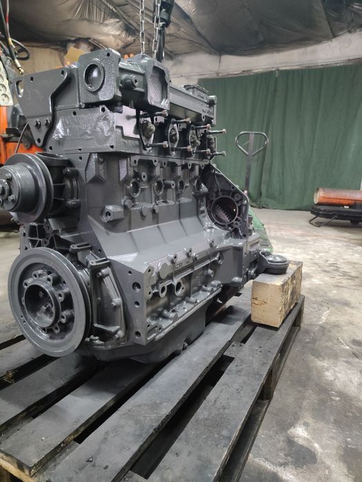 Продам двигатель,шорт блок ,лонгблок