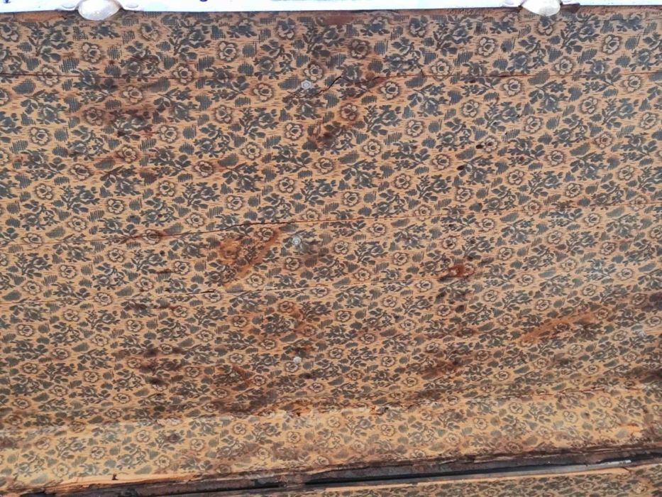 Стар сандък два броя