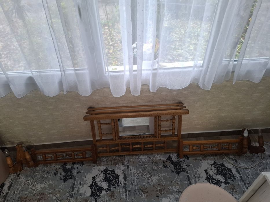 Vând cuier rustic vechi