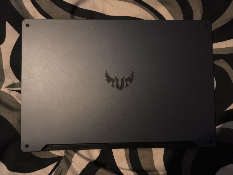 Asus Tuf F17 1.38T SSD+SSD