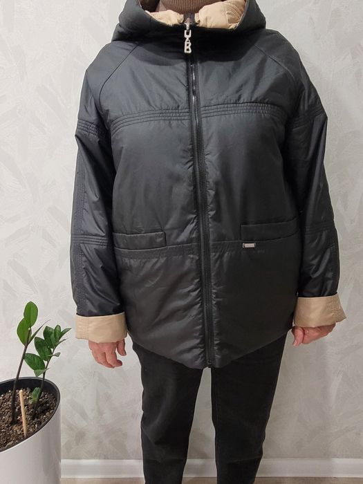 Продам женскую  куртку