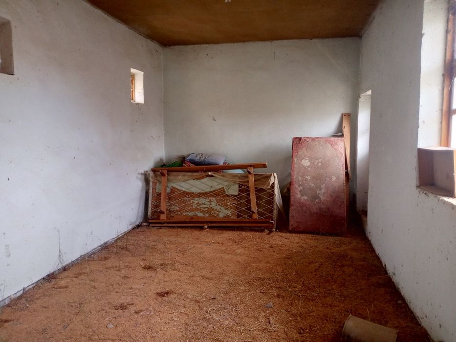 Xatamjoʻy mahallada 6 sotiq yer uy binosi bn